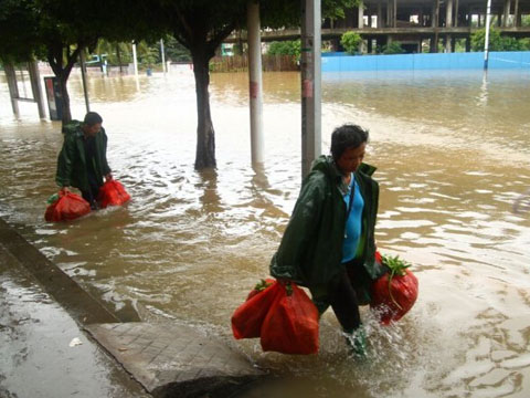 周公解梦梦见家里发大水是什么意思 做梦梦到家里发大水代表什么